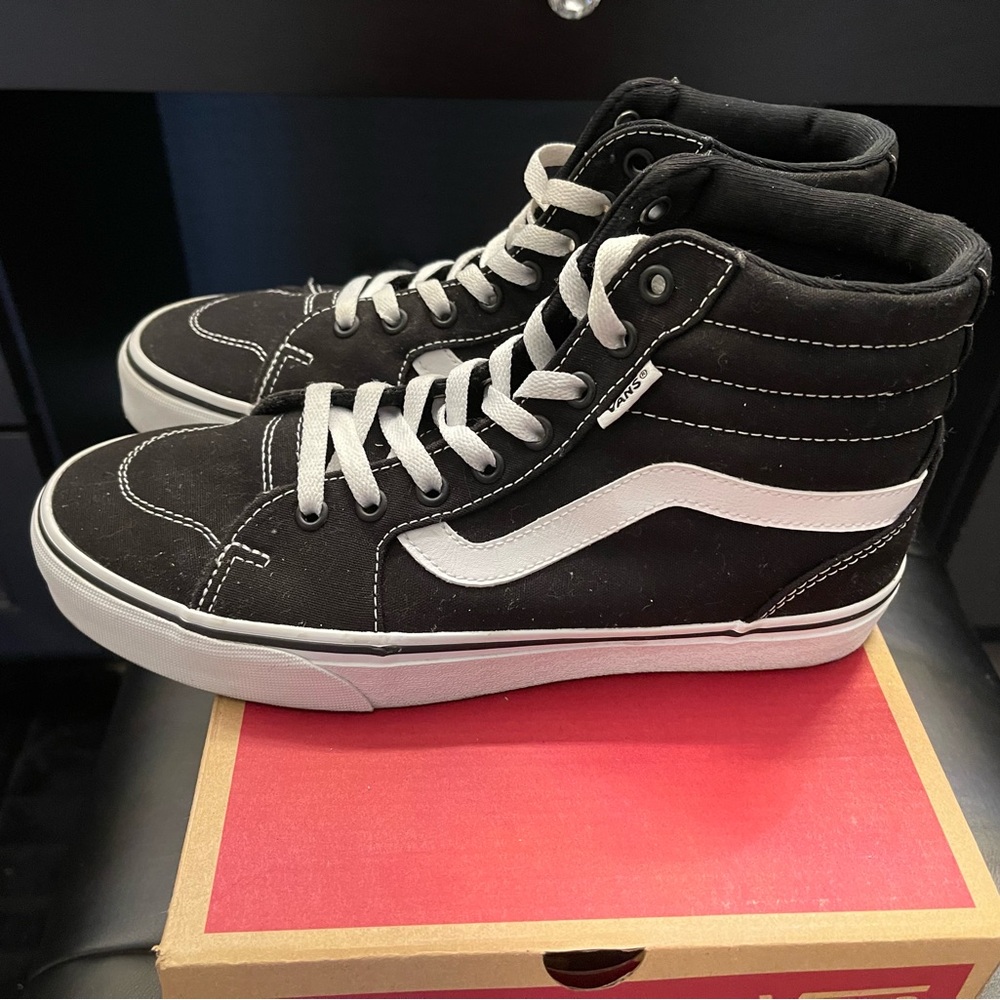Vans black Filmore Hi high top sneakers size 9 excellent condition
